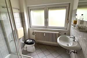 Außergewöhnlich großes Grundstück (Bauland) mit Bestandsimmobilie in guter Lage von Düsseldorf! – Lüneburger Weg 17, 40468 Unterrath, Düsseldorf – Vorschaubild 17
