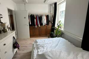 Helle Wohnung mit Pantry-Küche, 2-er WG geeignet zentral und dennoch ruhig – 55116 Altstadt, Mainz – Vorschaubild 7