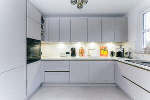 Modernisiertes Zuhause mit Nobilia-Küche und Stellplatz – Die vollständige Adresse der Immobilie erhältst du vom Anbieter., 13591 Staaken, Berlin – Vorschaubild 3