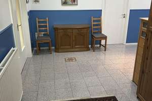 Vollunterkell. Bungalow, nutzb. Speicher u. Carport in Herbolzheim-Broggingen, viele Möglichkeiten – Die vollständige Adresse der Immobilie erhältst du vom Anbieter., 79336 Herbolzheim – Vorschaubild 2
