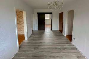 Gepflegte 4-Zimmer-Wohnung mit Einbauküche und Tiefgaragenstellplatz – Die vollständige Adresse der Immobilie erhältst du vom Anbieter., 47169 Marxloh, Duisburg – Vorschaubild 8
