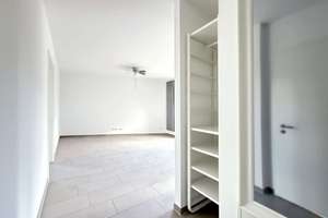PENTHOUSE mit BLICK   :::   2 ZI + große DACHTERRASSE – Die vollständige Adresse der Immobilie erhältst du vom Anbieter., 65189 Südost, Wiesbaden – Vorschaubild 4