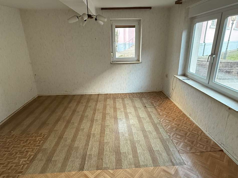 Vorderhaus - Wohnzimmer