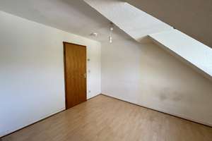 Lichtdurchflutete 2 Zimmerwohnung mit kostenloser Einbauküche – Blumenthalstr. 2, 45138 Südostviertel, Essen – Vorschaubild 6