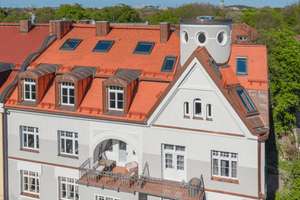 Nymphenburg: Jugendstil DG-Ausbau mit Dachterrasse – Die vollständige Adresse der Immobilie erhältst du vom Anbieter., 80639 Neuhausen, München – Vorschaubild 3