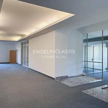 Vielseitig nutzbare Fläche mit exklusiven Details