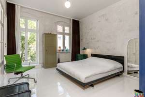 Bohemian Grace - Schöner Altbau mit künstlerischem Charakter und gemütlichem Balkon im Wrangelkiez – Die vollständige Adresse der Immobilie erhältst du vom Anbieter., 10997 Kreuzberg, Berlin – Vorschaubild 9