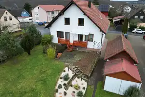 Platz für die ganze Familie - großzügiges Einfamilienhaus mit ELW und großem Grundstück – Main-Spessart (Kreis) – Vorschaubild 1