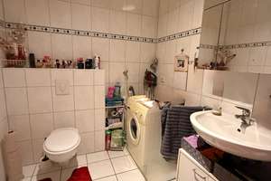 Charmante 2,5-Zimmer Wohnung mit Aufzug in gepflegtem Altbau – Die vollständige Adresse der Immobilie erhältst du vom Anbieter., 47119 Ruhrort, Duisburg – Vorschaubild 11