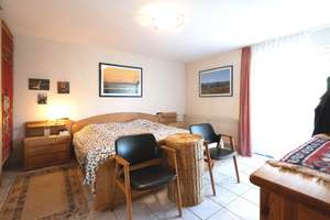Sonnige Erdgeschosswohnung mit viel Platz, eigenem Garten, Terrasse und Balkon! – Die vollständige Adresse der Immobilie erhältst du vom Anbieter., 71083 Herrenberg – Vorschaubild 5