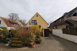 Wohnen & vermieten nahe Borgfeld – Zweifamilienhaus mit Perspektive – Die vollständige Adresse der Immobilie erhältst du vom Anbieter., 28357 Lehesterdeich, Bremen – Vorschaubild 3