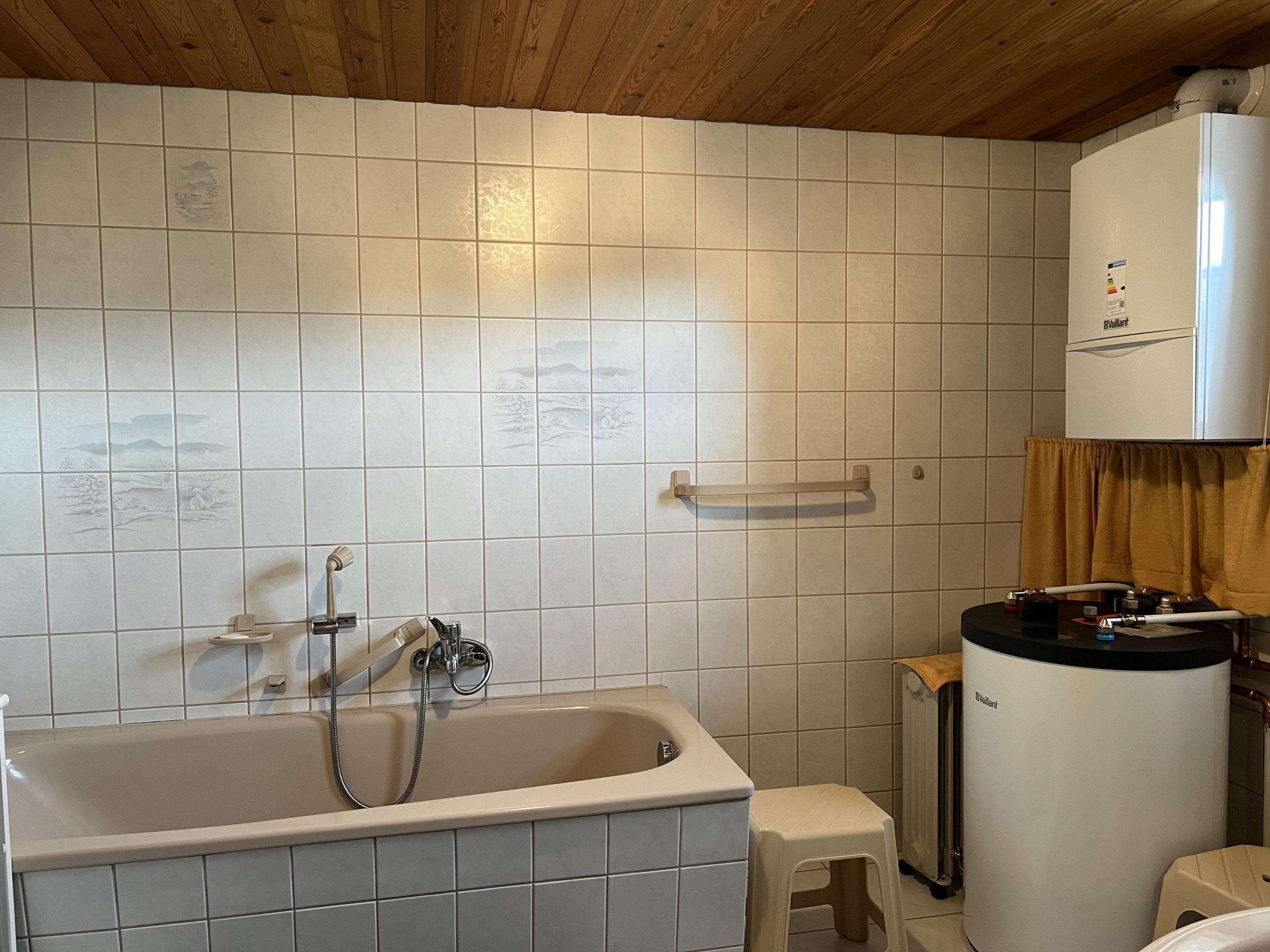 Immobilie in Schwarzenberg/Erzgebirge - Schöne Haushälfte in ruhiger Siedlung - Bild 6