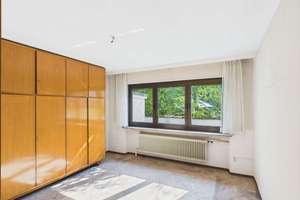 Exklusives Anwesen in Laufamholz – waldähnliches Grundstück mit repräsentativem Wohnhaus – Die vollständige Adresse der Immobilie erhältst du vom Anbieter., 90482 Laufamholz, Nürnberg – Vorschaubild 12