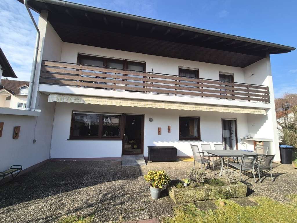 Immobilie in Waldmohr - Ihr neues Zuhause: Gepflegtes, barrierefrei zugängliches EFH mit Garten – ideal für Familien - Bild 2