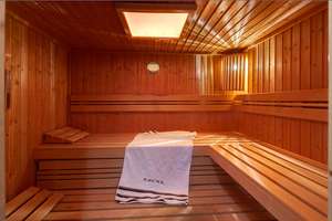Möbliert: Einfamilienhaus mit Naturpool und Sauna – 81243 Aubing-Süd, München – Vorschaubild 17