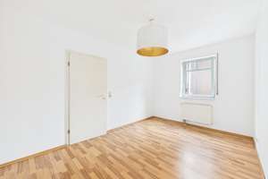 Bezugsfrei! Gut geschnittene 2-Zimmer-Wohnung mit Küche, Bad & Duplex-Stellplatz – Die vollständige Adresse der Immobilie erhältst du vom Anbieter., 65205 Erbenheim, Wiesbaden – Vorschaubild 4