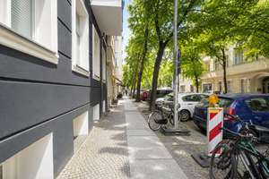 Charmante Wohnung mit zwei Balkonen im soliden Altbau im Boxhagener Kiez – Die vollständige Adresse der Immobilie erhältst du vom Anbieter., 10245 Friedrichshain, Berlin – Vorschaubild 23