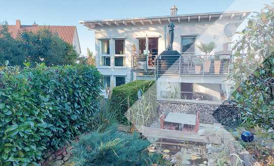 Familienidyll in Bestlage – Rarität mit traumhaftem Garten und Blick auf den Georgenberg!