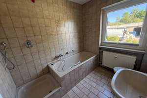 Top renovierte 5-Zimmer-Wohnung im Erdgeschoß  mit 2 Balkonen – Die vollständige Adresse der Immobilie erhältst du vom Anbieter., 72488 Sigmaringen – Vorschaubild 7