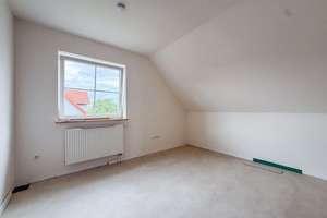 Renoviertes Einfamilienhaus mit Einbauküche in ruhiger Lage! – 91452 Wilhermsdorf – Vorschaubild 14