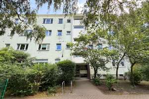 Tegel-Reinickendorf – 4 Zi - PROVISIONSFREI - 2,93 % Rendite - Kapitalanlage mit Südbalkon – Die vollständige Adresse der Immobilie erhältst du vom Anbieter., 13403 Reinickendorf (Ortsteil), Berlin – Vorschaubild 1