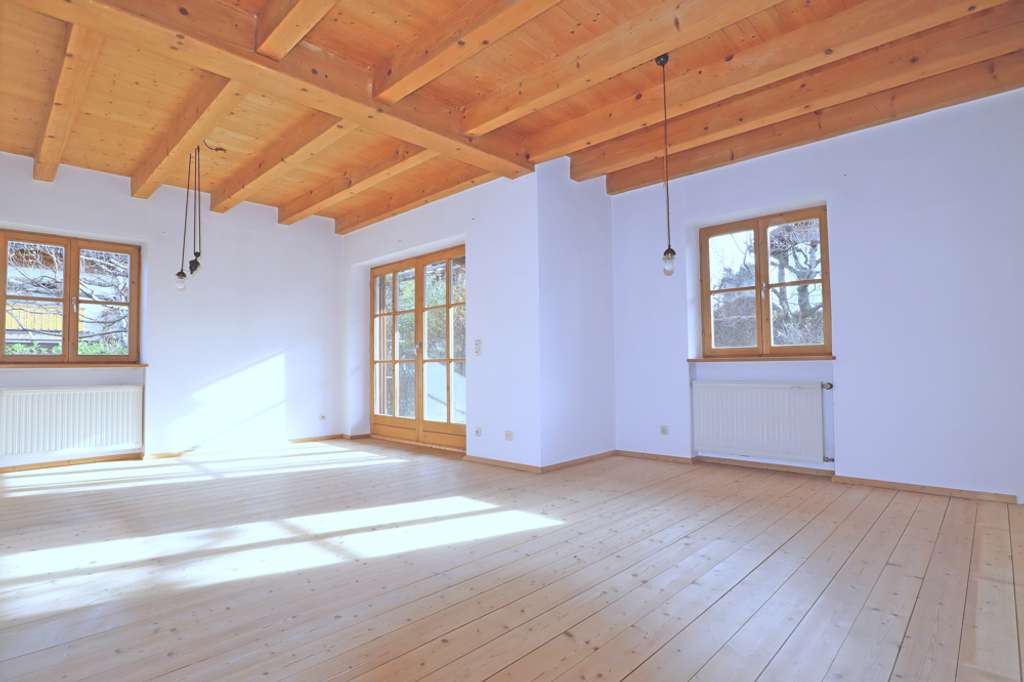 Immobilie in Holzkirchen - *Helles Reiheneckhaus im ländlichen Stil*
Perfekt für eine Familie - Bild 3