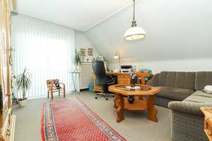 Ein Einfamilienhaus in direkter Feldrandlage mit parkähnlichem Garten und Außenpool! – Heinsberg (Kreis) – Vorschaubild 17