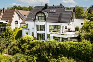 Wohnen wie im eigenen Haus: 4-Zimmer-Oase mit Kamin, Terrasse & Garage
