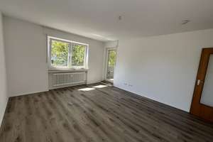 Tolle Wohnung / BALKON + AUFZUG – Vluyner Nordring 84, 47506 Neukirchen-Vluyn – Vorschaubild 2