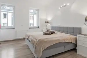 Schickes "KfW-55-Standard" saniertes Townhouse in Krefeld-City * ca. 176 m² Wfl. * sofort frei! * – Krefeld – Vorschaubild 8