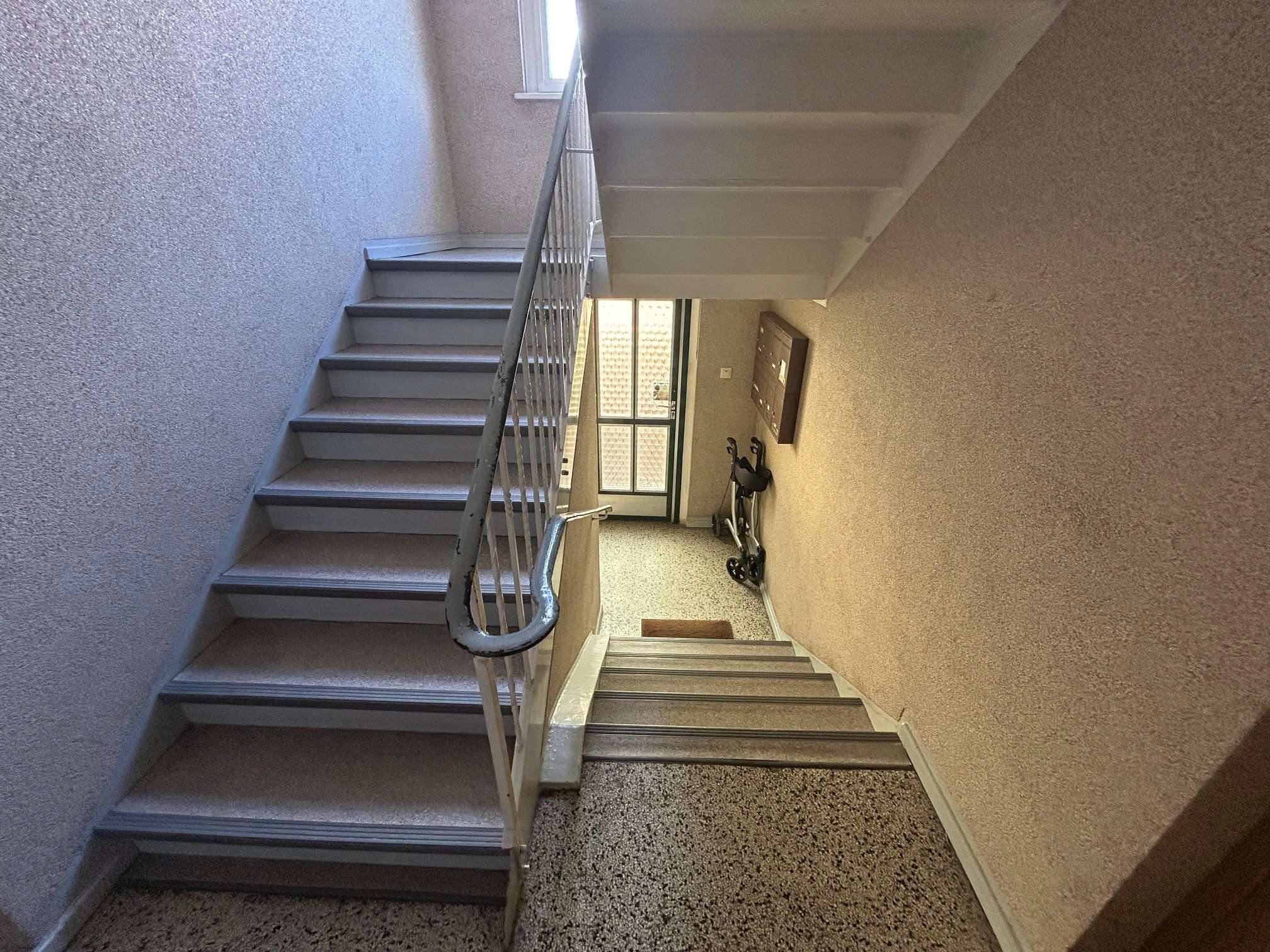 Attraktive 2-Zimmer-Erdgeschosswohnung, Hannover – Bild 2