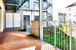Stilvolle Stadtresidenz mit Balkon und Garten – ruhig, grün, zentral!