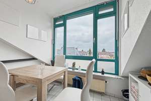 Helle Dachgeschosswohnung mit Balkon in zentraler Lage von HD-Handschuhsheim – Die vollständige Adresse der Immobilie erhältst du vom Anbieter., 69121 Handschuhsheim, Heidelberg – Vorschaubild 6