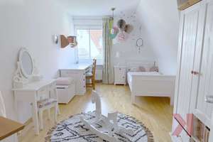 Exklusive Stadtmaisonette mit Loftcharakter (möbliert) – Die vollständige Adresse der Immobilie erhältst du vom Anbieter., 81377 Am Waldfriedhof, München – Vorschaubild 11