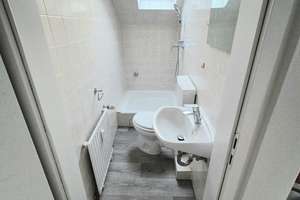 Schöne renovierte 2 Zi. Dachgeschoss Whg. in Hagen Single Wohnung – Eckeseyer Str. 149, 58089 Vorhalle, Hagen – Vorschaubild 5