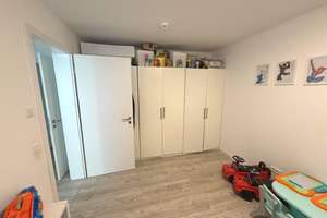 NEUWERTIGE + BARRIEREFREIE 3  ZI.  EG-WOHNUNG  AUS 2021 MIT 100 M² IN EBERHARDSHOF! GARTEN  *AUFZUG – Die vollständige Adresse der Immobilie erhältst du vom Anbieter., 90429 Eberhardshof, Nürnberg – Vorschaubild 57