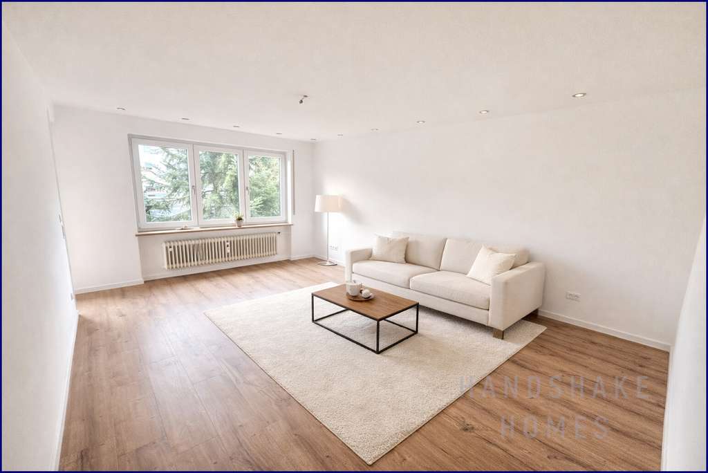 Immobilie in Pfaffenhofen an der Ilm - Top modernisiert & zentral – 2,5-Zimmer-Wohnung mit Stellplatz und Küche - Bild 1