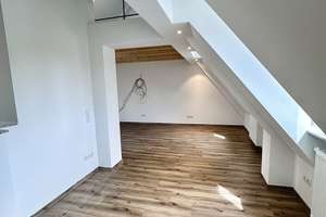 Neu ausgebaute DG Wohnung mit Galerie – Georgenstraße 41, 86152 Georgs- und Kreuzviertel, Augsburg – Vorschaubild 8