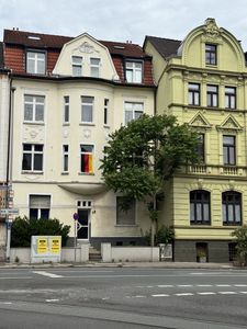 6 Familien Haus mit Garten