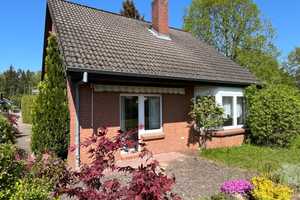 Ruhig gelegenes Einfamilienhaus mit individuellen Gestaltungsmöglichkeiten – Stormarn (Kreis) – Vorschaubild 5