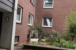 Großzügige 4-Zimmerwohnung mit Balkon / WBS-Schein notwendig!
