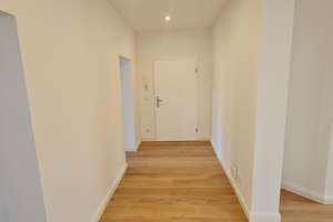 +4 Zimmer Familienwohnung-Wohnungsvideo anschauen! Parkett-Einbauküche+ – Die vollständige Adresse der Immobilie erhältst du vom Anbieter., 1219 Strehlen, Dresden – Vorschaubild 17