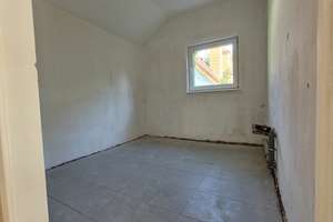 Eigentumswohnung mit genehmigter Ausbauplanung in einem Zweifamilienhaus – Dahlemer Weg 156, 14167 Zehlendorf, Berlin – Vorschaubild 6