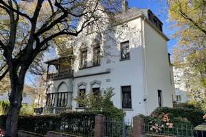 Möbliertes Apartment in Villenlage ‚City Ost‘“.