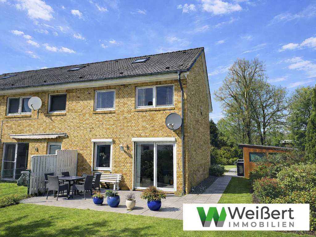 Immobilie in Hohenlockstedt - Ihr neues Familienglück in Hohenlockstedt
- Endreihenhaus mit Garten, Carport und Ausbaureserve - Bild 0