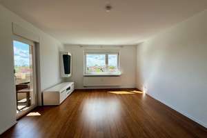 Einziehen und Wohlfühlen - Sanierte Eigentumswohnung mit Fahrstuhl und Westloggia – Die vollständige Adresse der Immobilie erhältst du vom Anbieter., 38106 Nordstadt, Braunschweig – Vorschaubild 3
