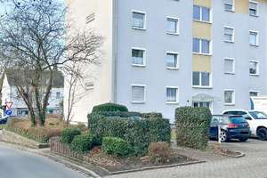 Ihr neues Zuhause: 3 Zimmerwohnung mit Balkon und Stellplatz