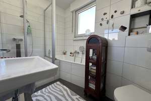 Attraktive 3-Zimmer-Wohnung in Essen-Werden mit Ruhrblick, Balkon & Garage – Laupendahler Landstraße 49, 45239 Werden, Essen – Vorschaubild 8