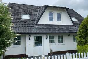 Attraktives 9-Zimmer-Haus - 2,4 % Rendite oder selbst einziehen ! – Am Pfaffensteig 10, 80995 München – Vorschaubild 1