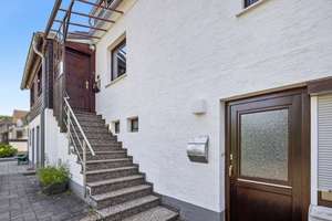Angeb. flexibl. nutzbares Wohnhaus mit ELW, Garage & großem Sonnengarten – Die vollständige Adresse der Immobilie erhältst du vom Anbieter., 57074 Siegen, Siegen – Vorschaubild 27